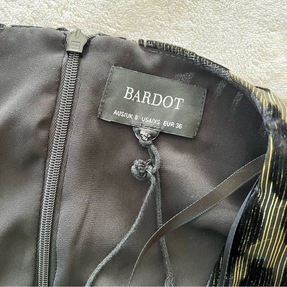 Bardot Ariela Metallic Mini Dress in Lurex Leo - Picture 5 of 11